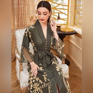 NAJMA BAROQUE PRINT FLOUNCE SLEEVE FAKE BUTTOM BELTED DRESS